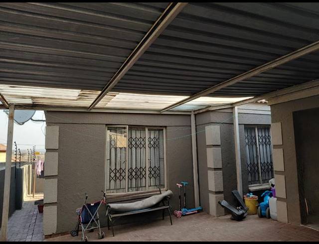 4 BEDROOM HOUSE FOR SALE IN CLAYVILLE